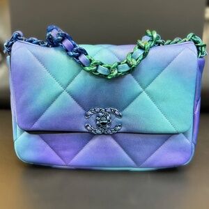 Brand New Chanel 2021 Medium Blue Tie Dye 19 Flap Bag Limited Edition